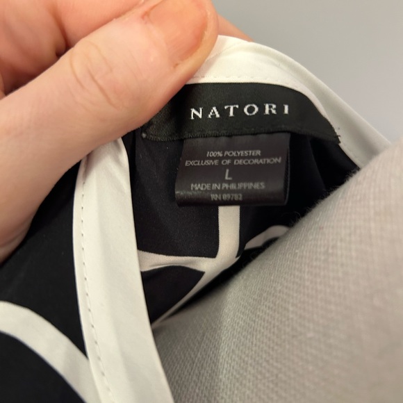 Natori Windowpane Robe (Lg) - Picture 4 of 4